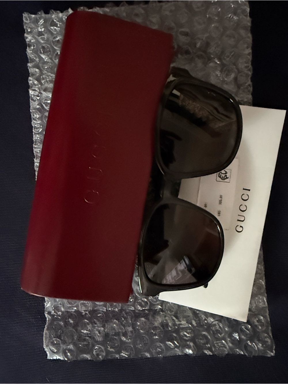 Gucci Black Sunglasses with Dark Lenses - Picture 6 of 7